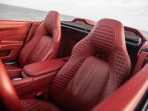 Aston Martin V12 Vanquish - Afbeelding 21 van 23