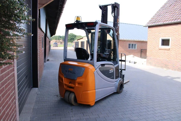 Still  - Afbeelding 4 van 13