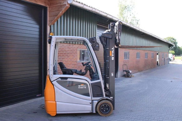 Still  - Afbeelding 9 van 13