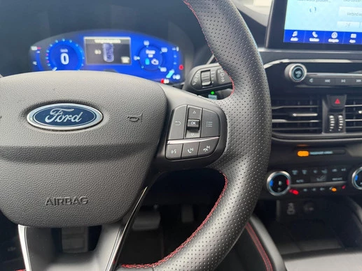 Ford Kuga - Afbeelding 15 van 29