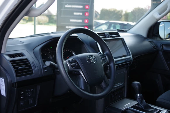Toyota Land Cruiser - Afbeelding 3 van 28