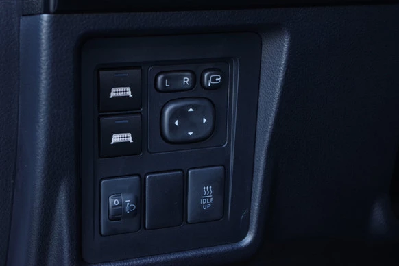 Toyota Land Cruiser - Afbeelding 16 van 28