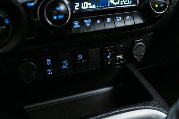 Toyota Hilux - Afbeelding 8 van 30