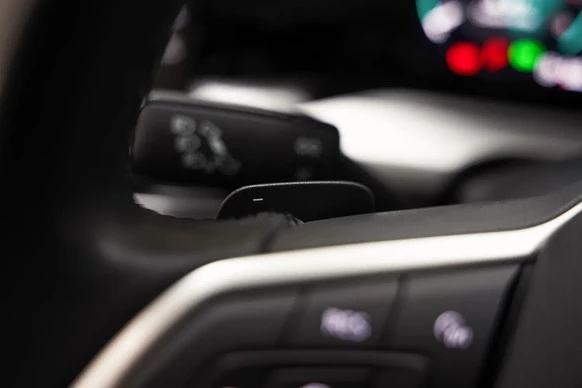 Volkswagen Golf - Afbeelding 17 van 30