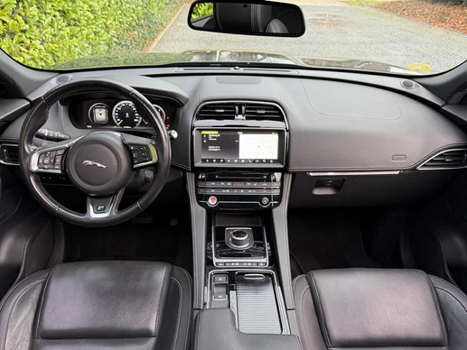 Jaguar F-PACE - Afbeelding 11 van 28