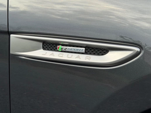 Jaguar F-PACE - Afbeelding 22 van 28