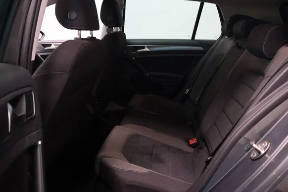 Volkswagen Golf - Afbeelding 12 van 30