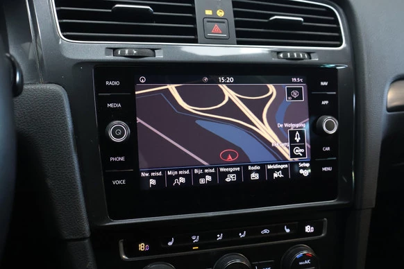 Volkswagen Golf - Afbeelding 16 van 30