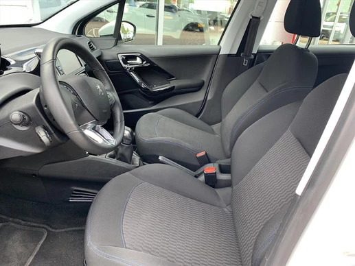 Peugeot 208 - Afbeelding 6 van 30