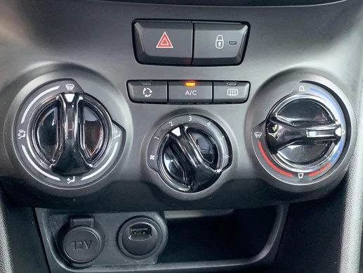 Peugeot 208 - Afbeelding 22 van 30