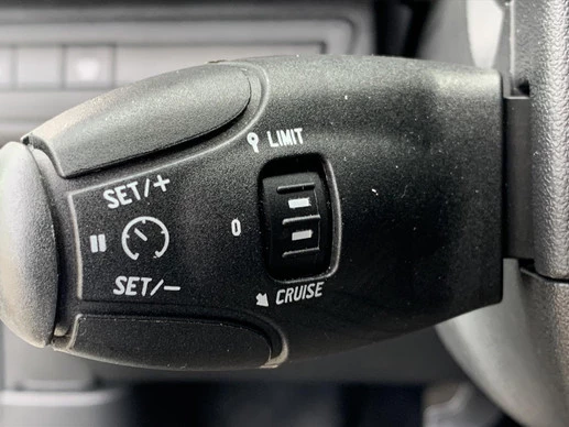 Peugeot 208 - Afbeelding 24 van 30