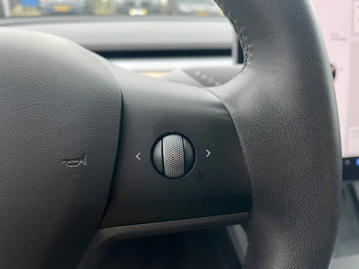 Tesla Model 3 - Afbeelding 9 van 24