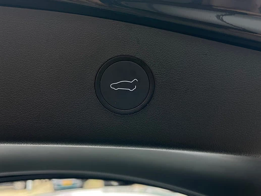 Tesla Model 3 - Afbeelding 22 van 24