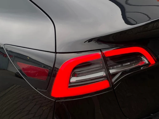 Tesla Model 3 - Afbeelding 23 van 24