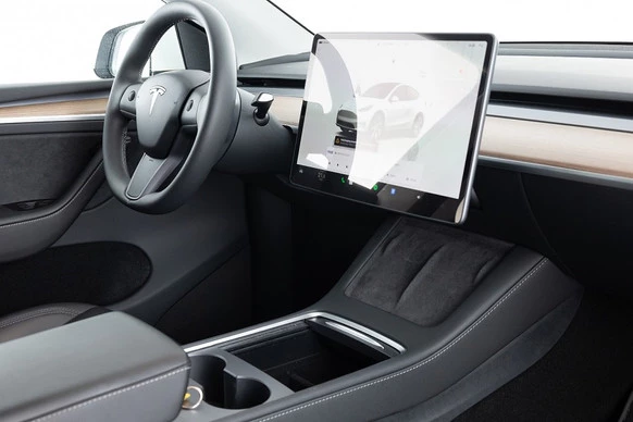 Tesla Model Y - Afbeelding 3 van 23