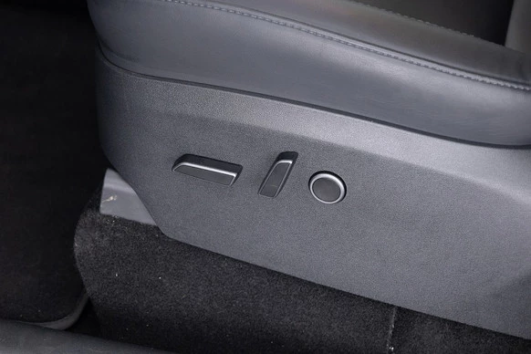 Tesla Model Y - Afbeelding 13 van 23