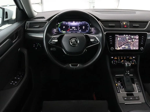 Škoda Superb - Afbeelding 3 van 30