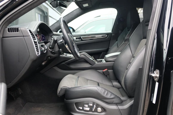 Porsche Cayenne - Afbeelding 10 van 30