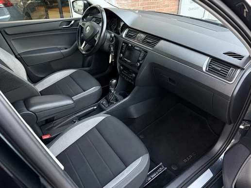 Škoda Rapid - Afbeelding 12 van 30