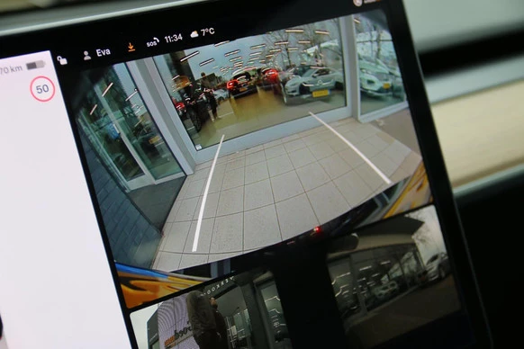 Tesla Model 3 - Afbeelding 15 van 19