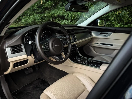 Jaguar XF - Afbeelding 9 van 30