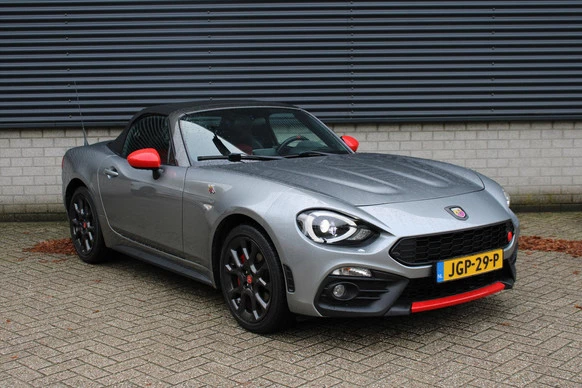 Fiat 124 Spider - Afbeelding 4 van 30