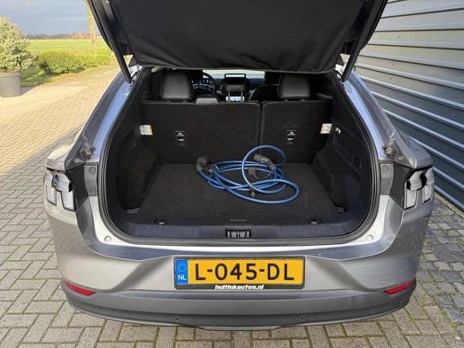 Ford Mustang Mach-E - Afbeelding 17 van 30