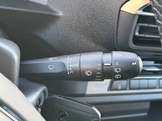 Peugeot e-Traveller - Afbeelding 18 van 29