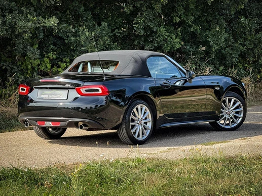 Fiat 124 Spider - Afbeelding 2 van 30