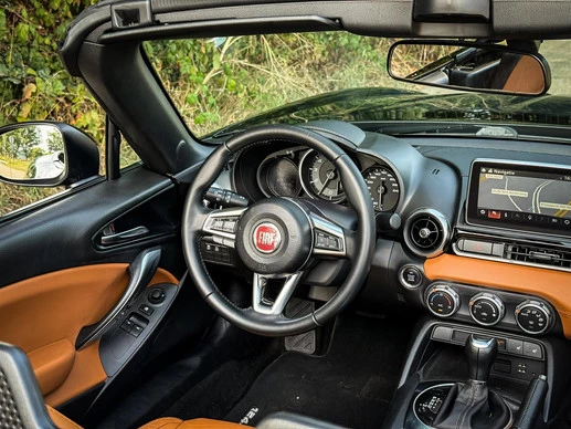 Fiat 124 Spider - Afbeelding 10 van 30