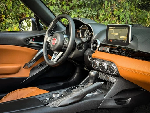 Fiat 124 Spider - Afbeelding 13 van 30