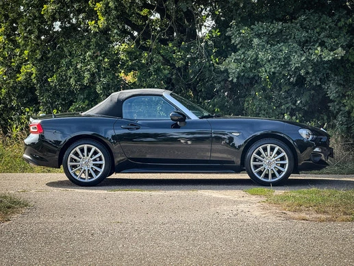 Fiat 124 Spider - Afbeelding 15 van 30