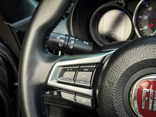 Fiat 124 Spider - Afbeelding 17 van 30