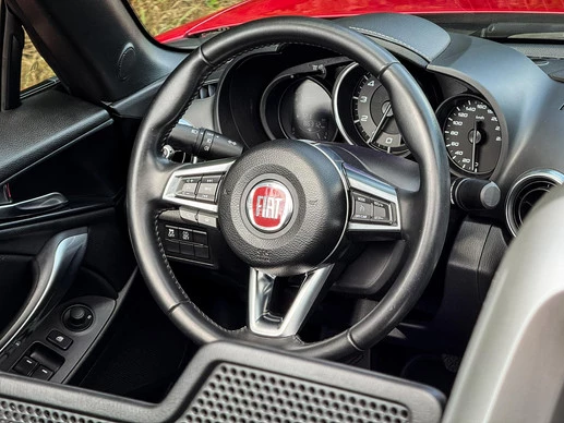 Fiat 124 Spider - Afbeelding 10 van 29