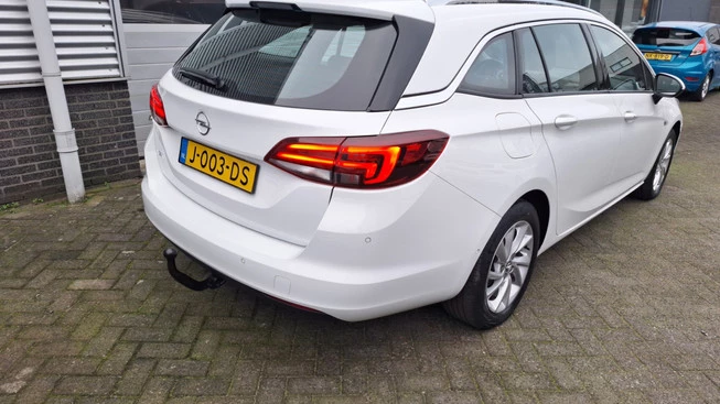 Opel Astra - Afbeelding 11 van 28