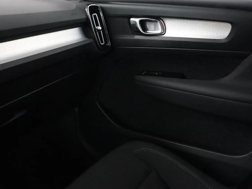 Volvo XC40 - Afbeelding 29 van 30
