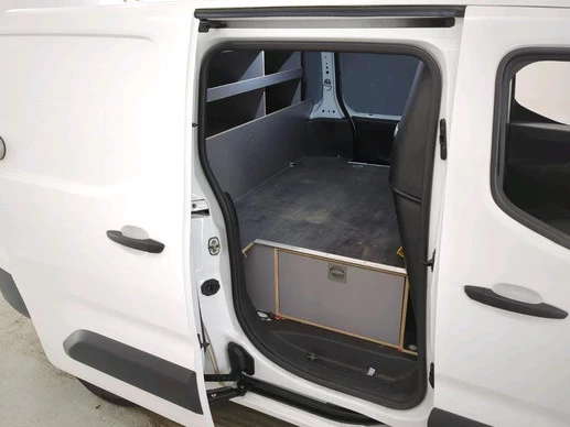 Opel Combo - Afbeelding 9 van 18