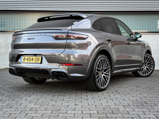 Porsche Cayenne - Afbeelding 2 van 30