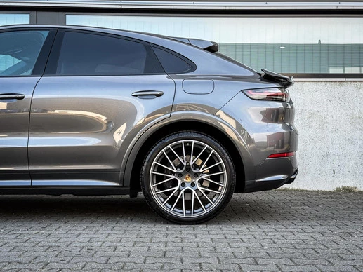 Porsche Cayenne - Afbeelding 19 van 30