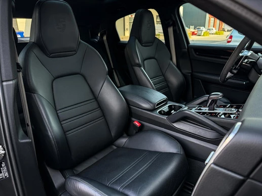 Porsche Cayenne - Afbeelding 23 van 30