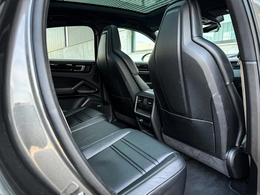 Porsche Cayenne - Afbeelding 26 van 30