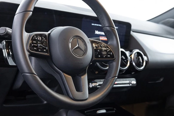 Mercedes-Benz GLA - Afbeelding 9 van 30