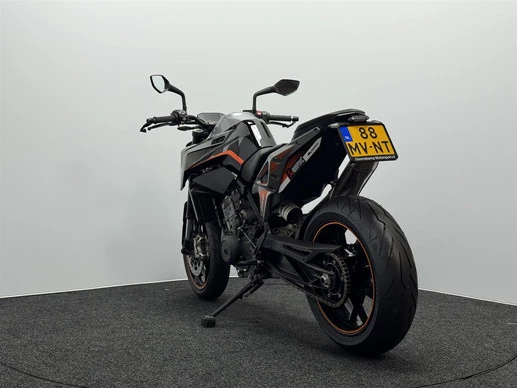 KTM 790 Duke - Afbeelding 12 van 16