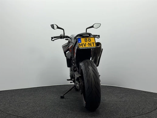 KTM 790 Duke - Afbeelding 13 van 16