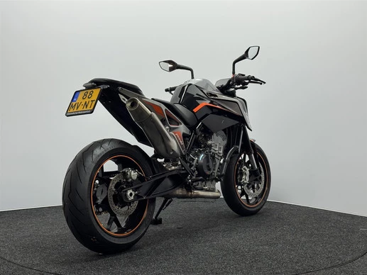 KTM 790 Duke - Afbeelding 15 van 16