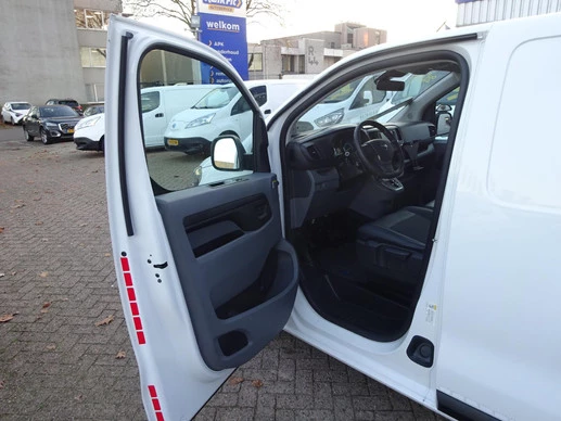 Opel Vivaro-e - Afbeelding 11 van 30