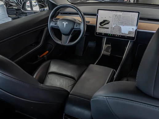 Tesla Model 3 - Afbeelding 13 van 13