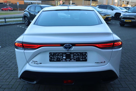 Toyota Mirai - Afbeelding 4 van 30