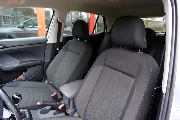 Volkswagen T-Cross - Afbeelding 23 van 30