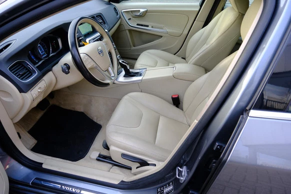 Volvo V60 - Afbeelding 2 van 30